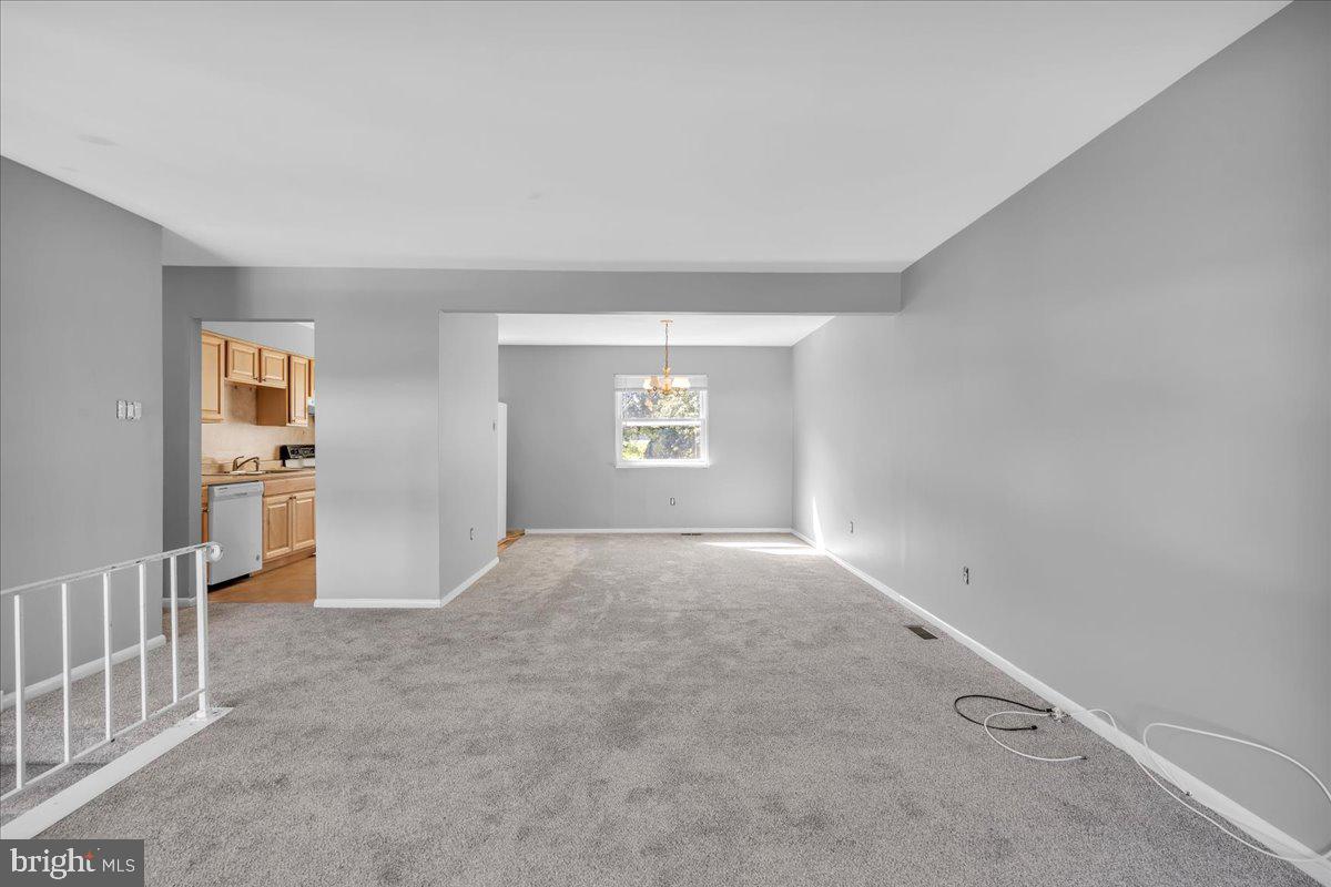 50 Avery Dr Property Photo 6