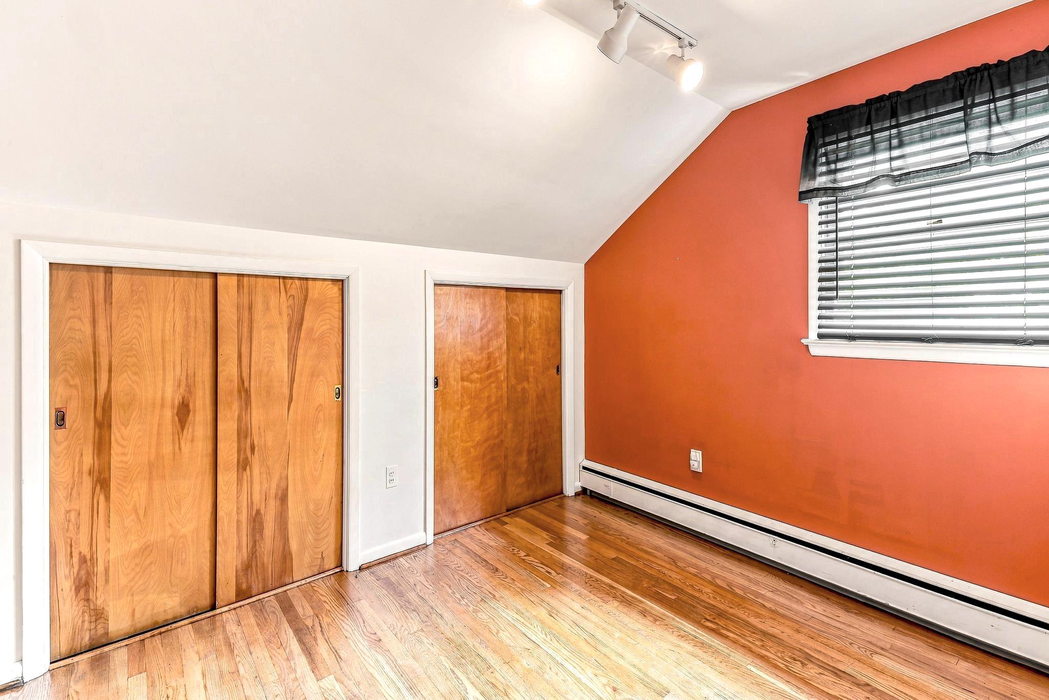 319 Madison Ave Property Photo 18