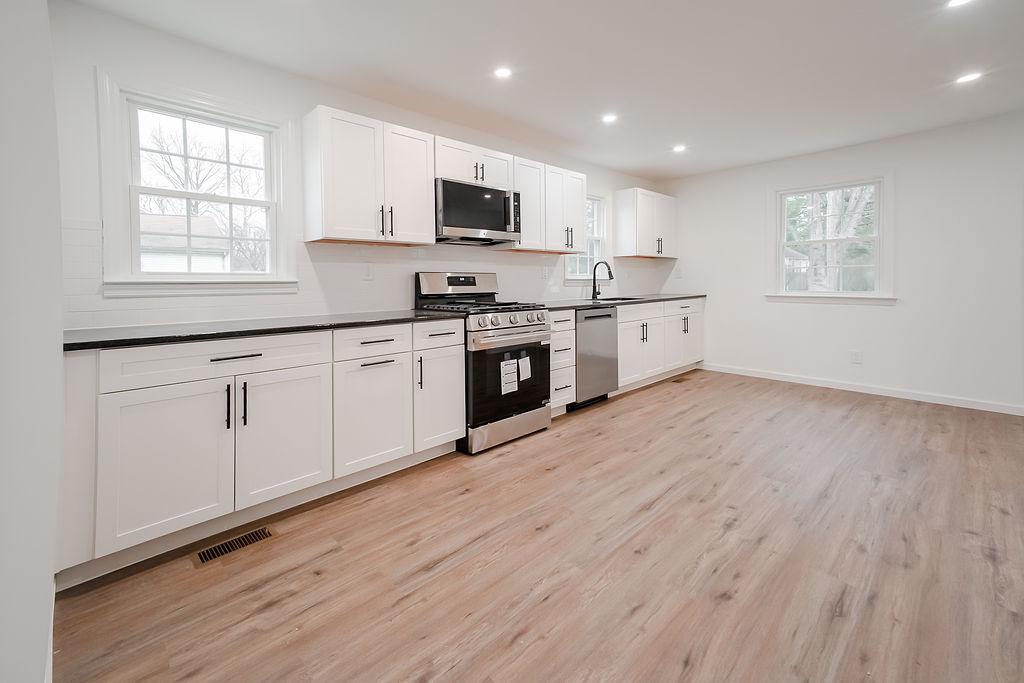 45 Burke Ave Property Photo 2