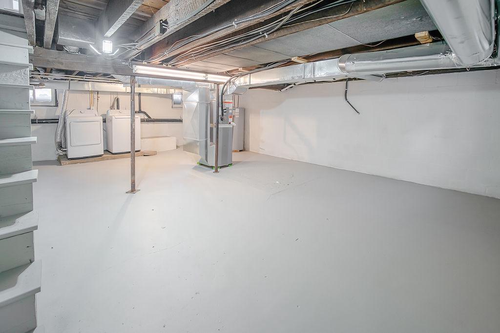 45 Burke Ave Property Photo 24