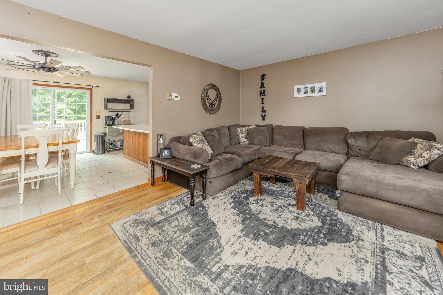 328 Garden Ave Property Photo 4