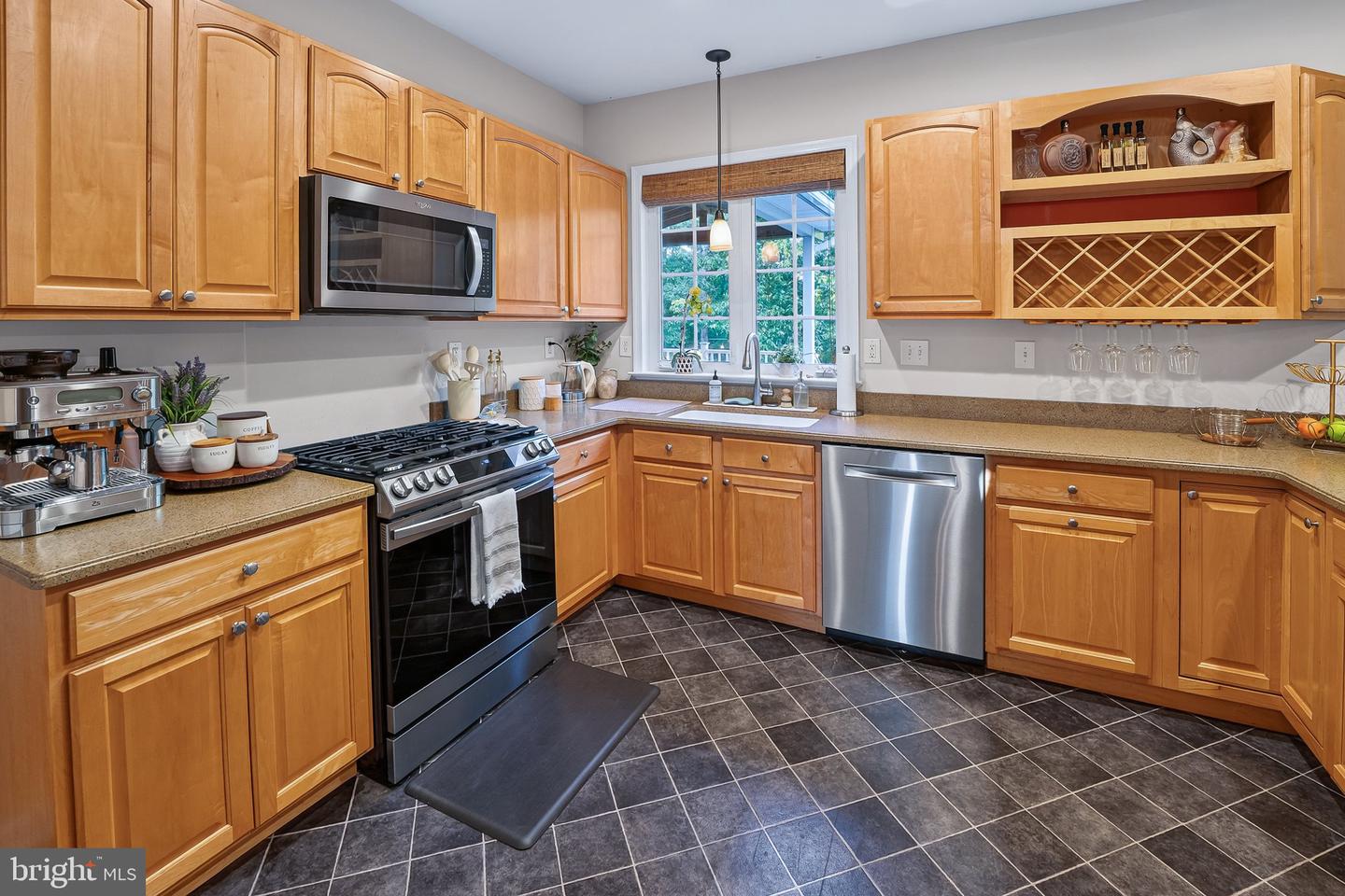 628 Forsythia Dr Property Photo 19