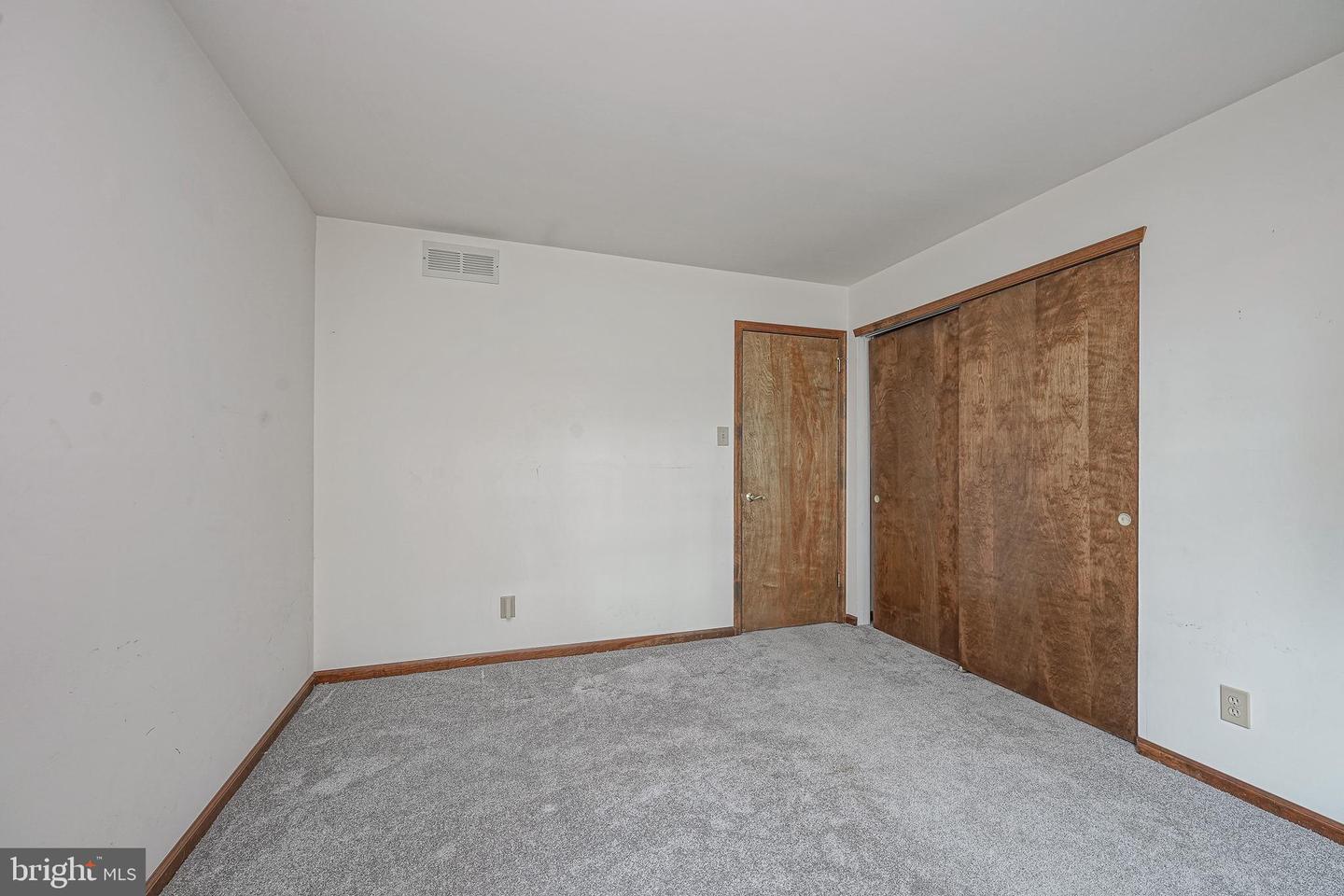 309 Dundee Dr Property Photo 34