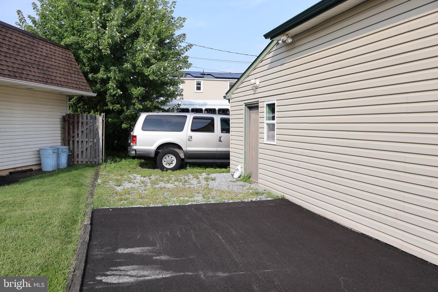1543 Gateway Blvd Property Photo 15