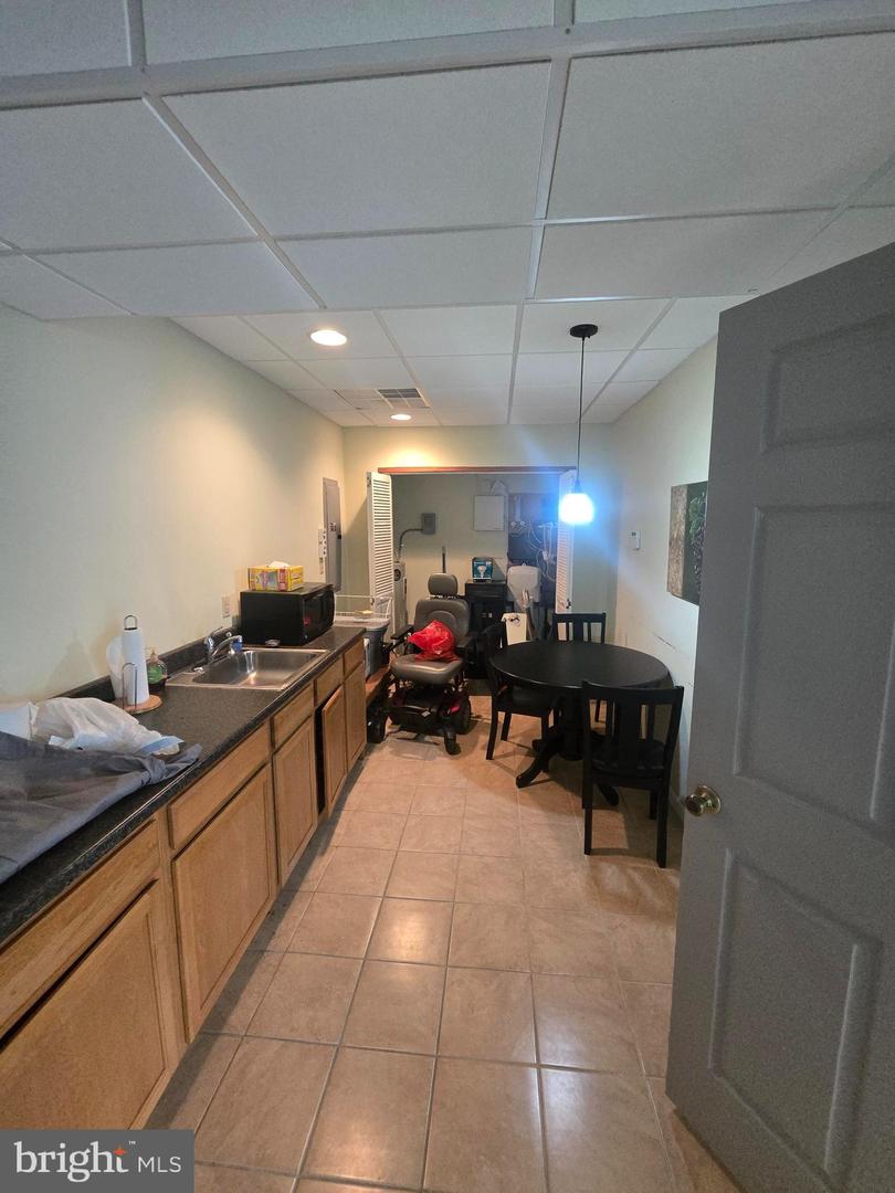1543 Gateway Blvd Property Photo 22