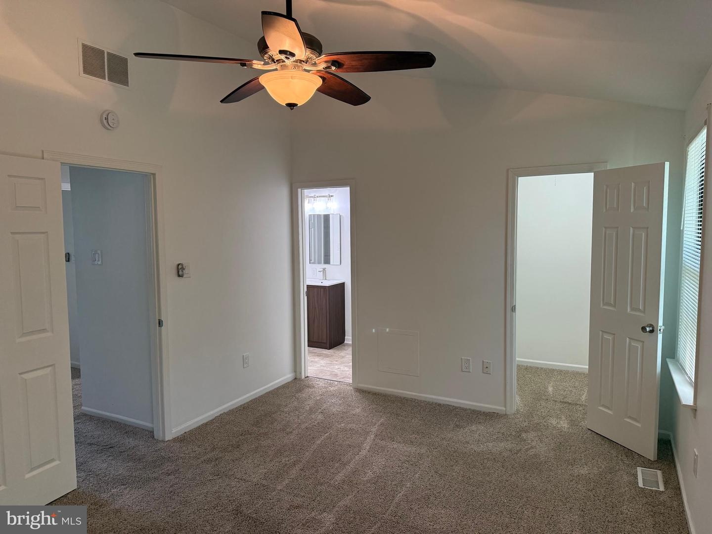 1042 Baywood Dr Property Photo 12