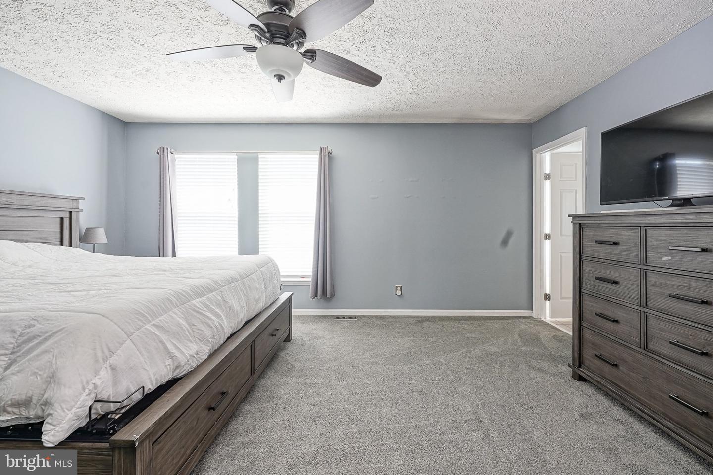 90 Hetton Ct Property Photo 18