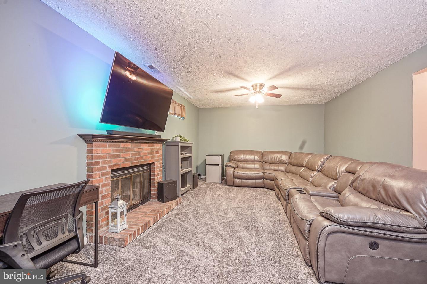 90 Hetton Ct Property Photo 30
