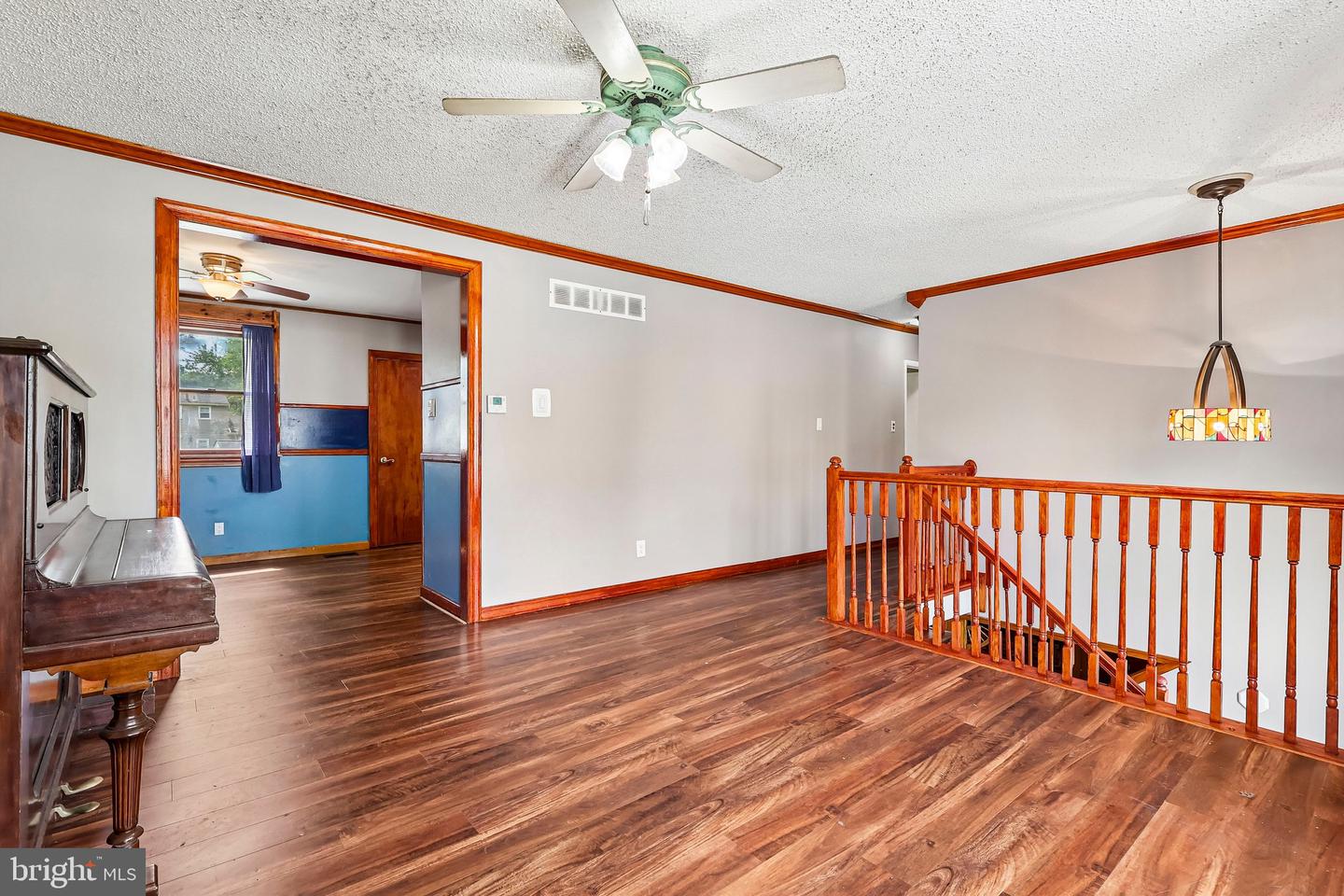 19 Gilbert Ct Property Photo 5