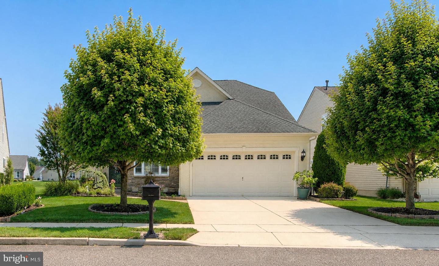 35 COTTAGE GATE CIR