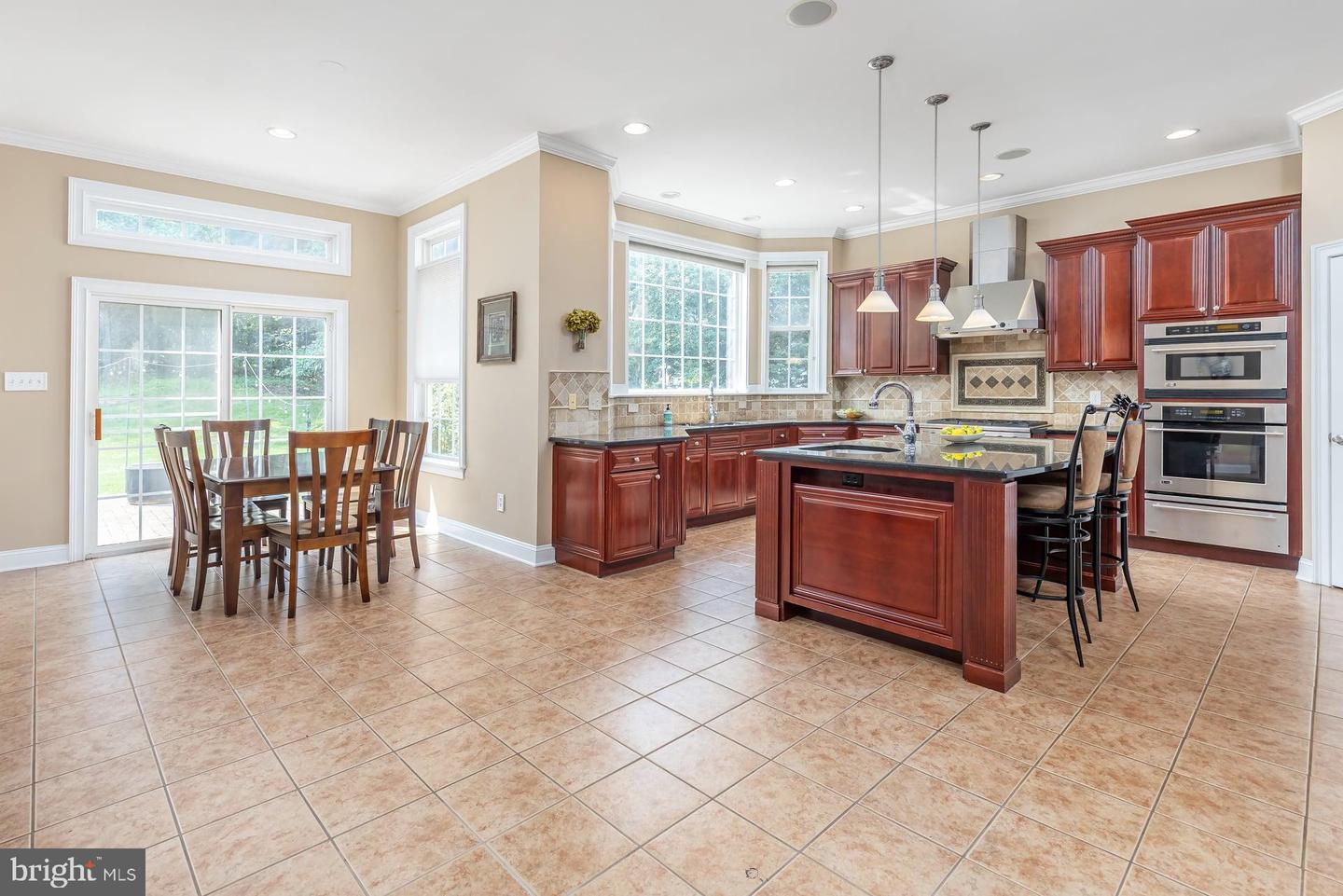 106 Hunters Run Property Photo 24