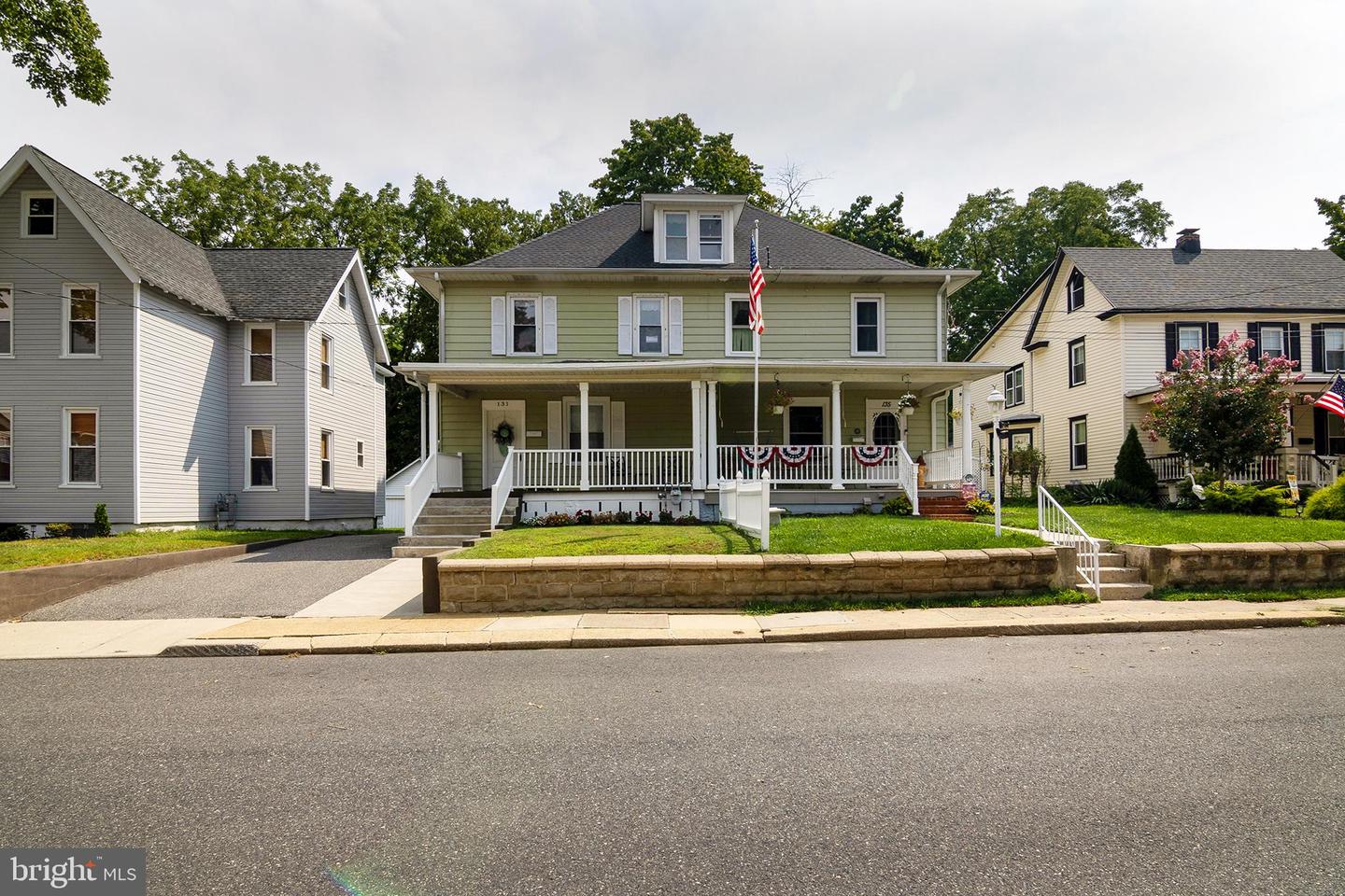 131 OAKCREST AVE