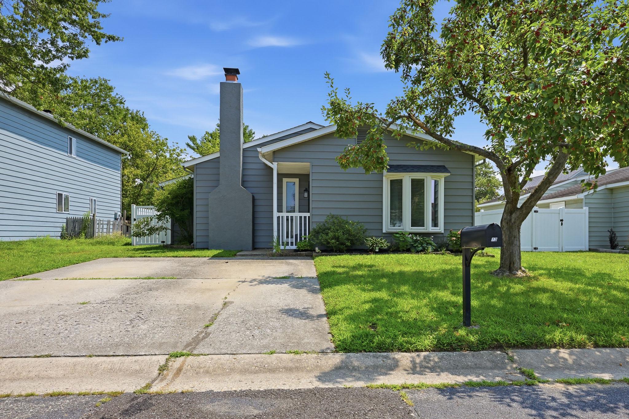13 Persimmon Pl Property Photo 1