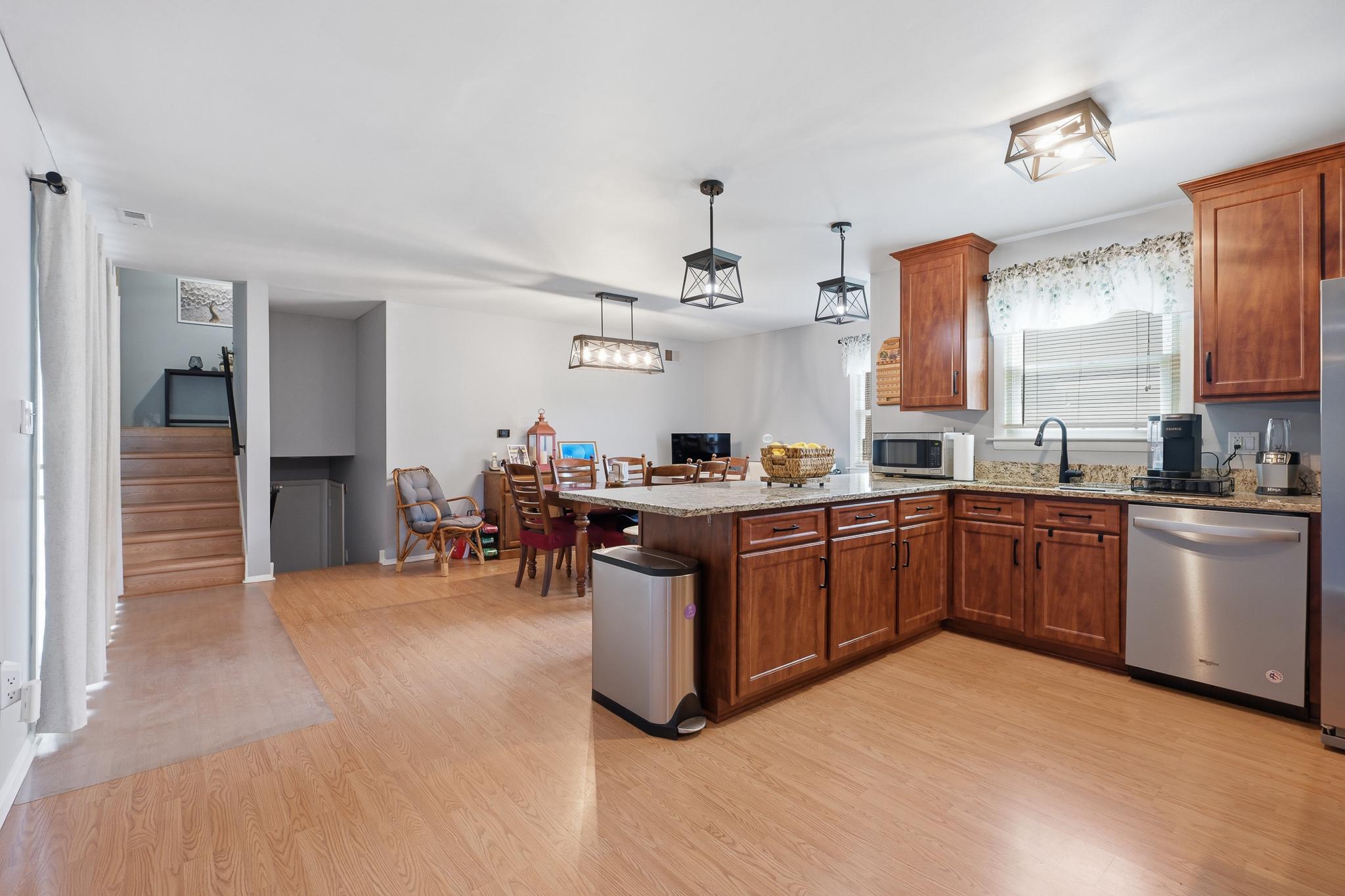 13 Persimmon Pl Property Photo 3