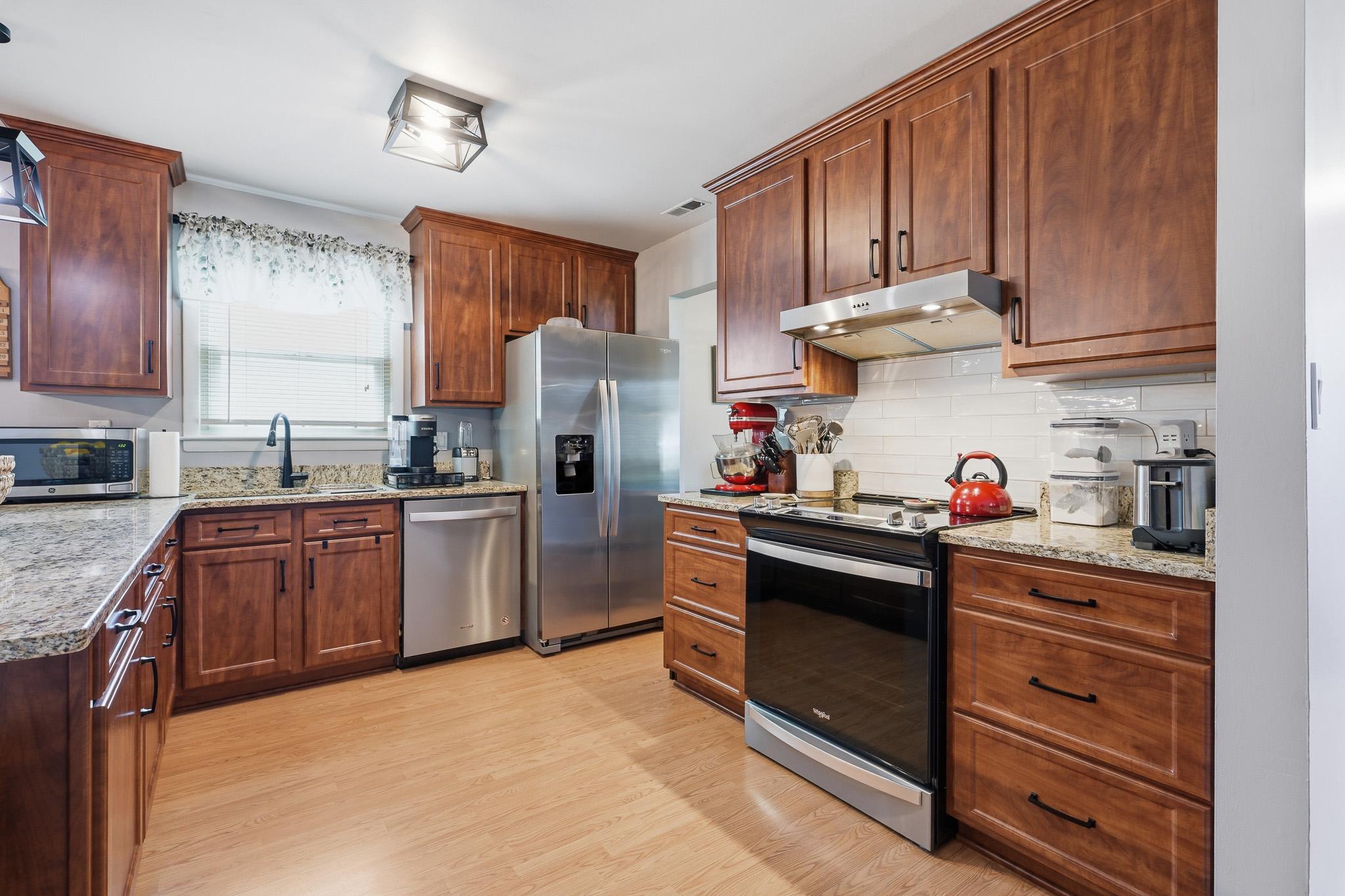 13 Persimmon Pl Property Photo 5