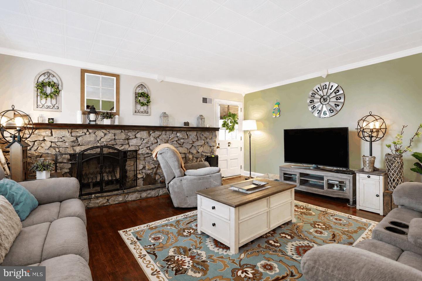 5357 Lake Rd Property Photo 5