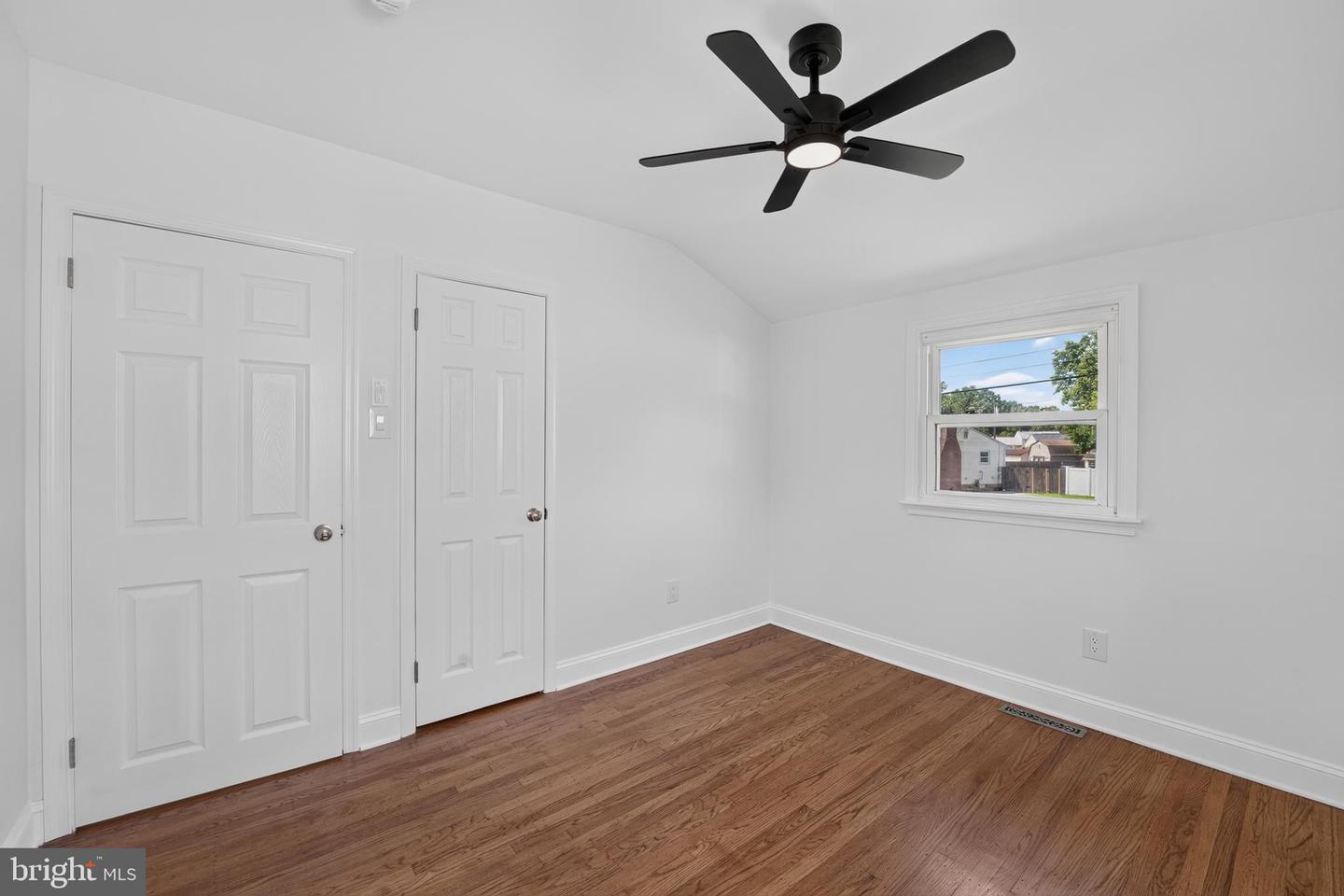 237 Windsor Ln Property Photo 29