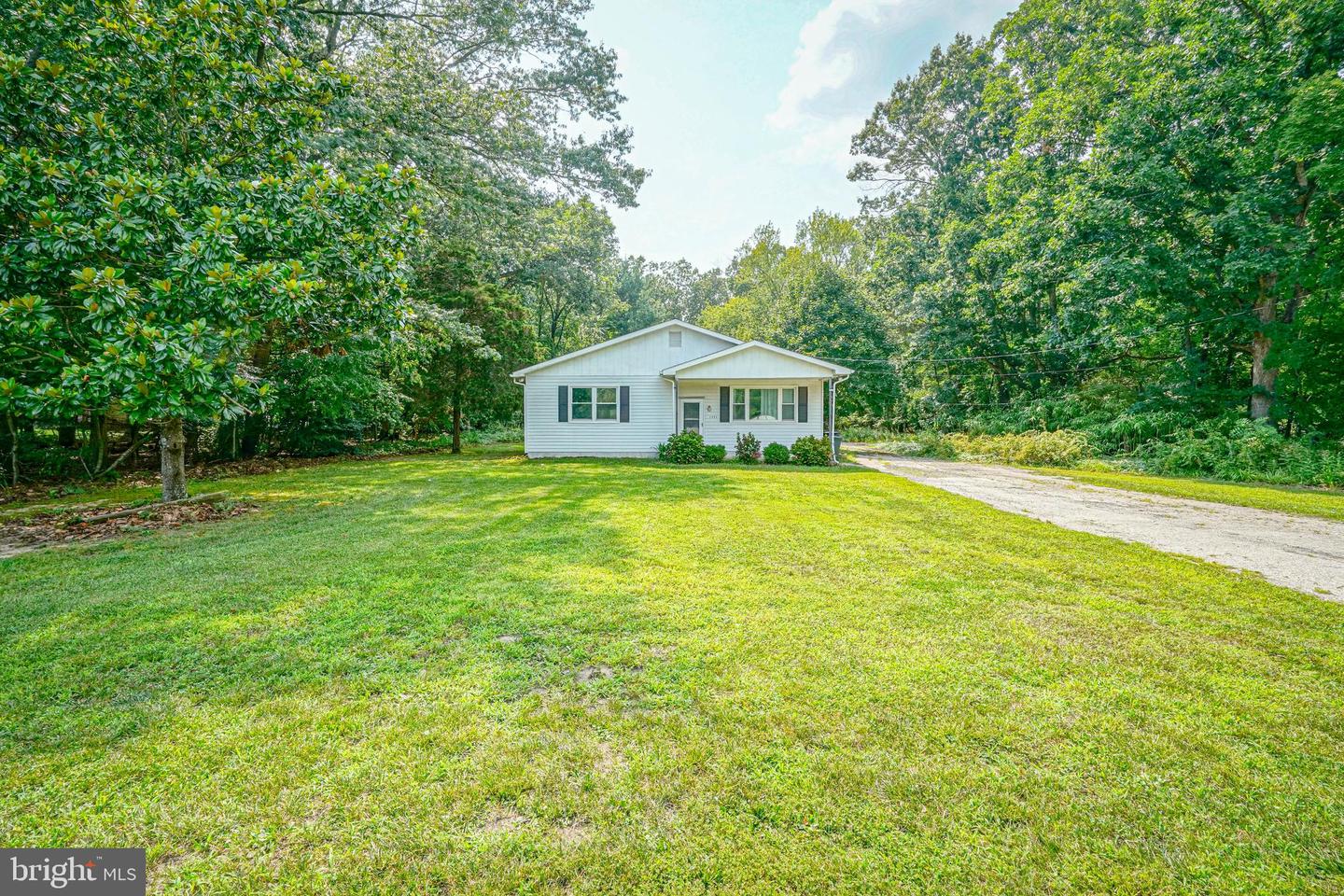 1843 Herbert Blvd Property Photo 1