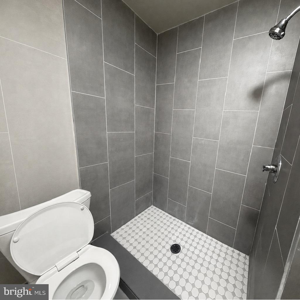264 Kings Hwy #1 Property Photo 14