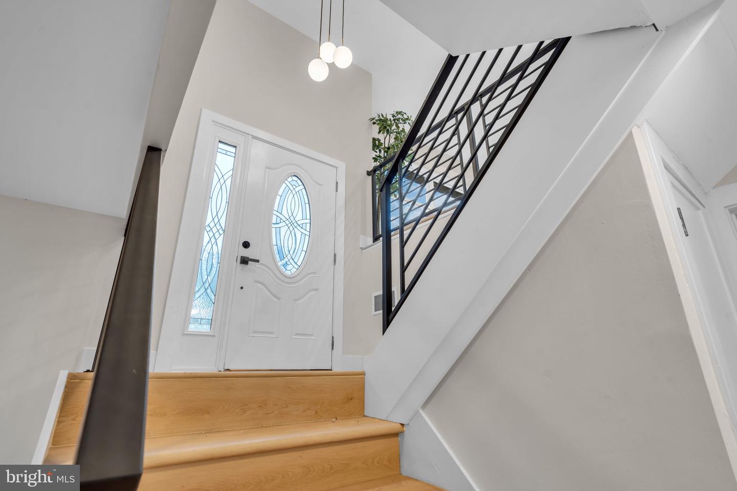 120 Moore St Property Photo 11