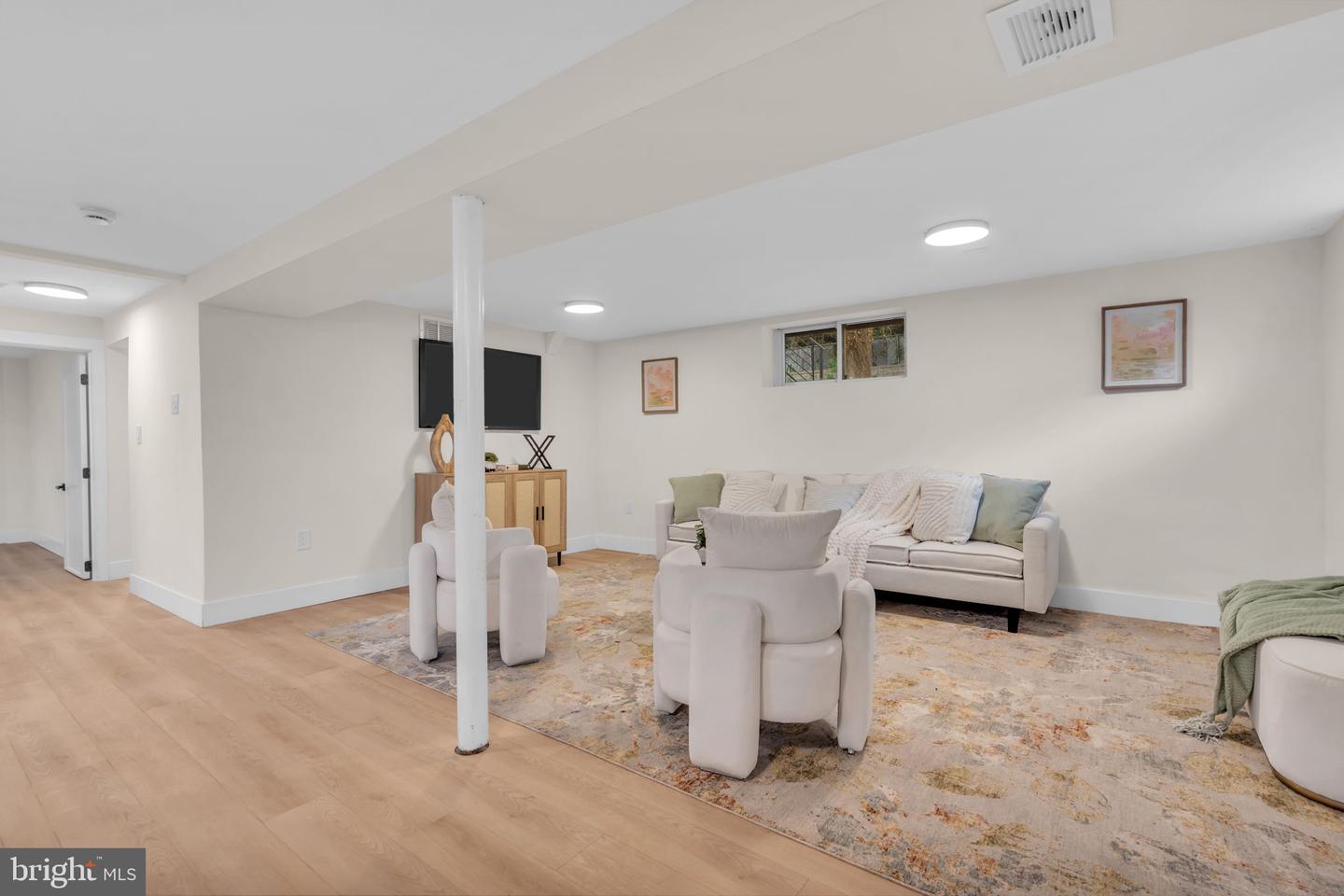 120 Moore St Property Photo 16