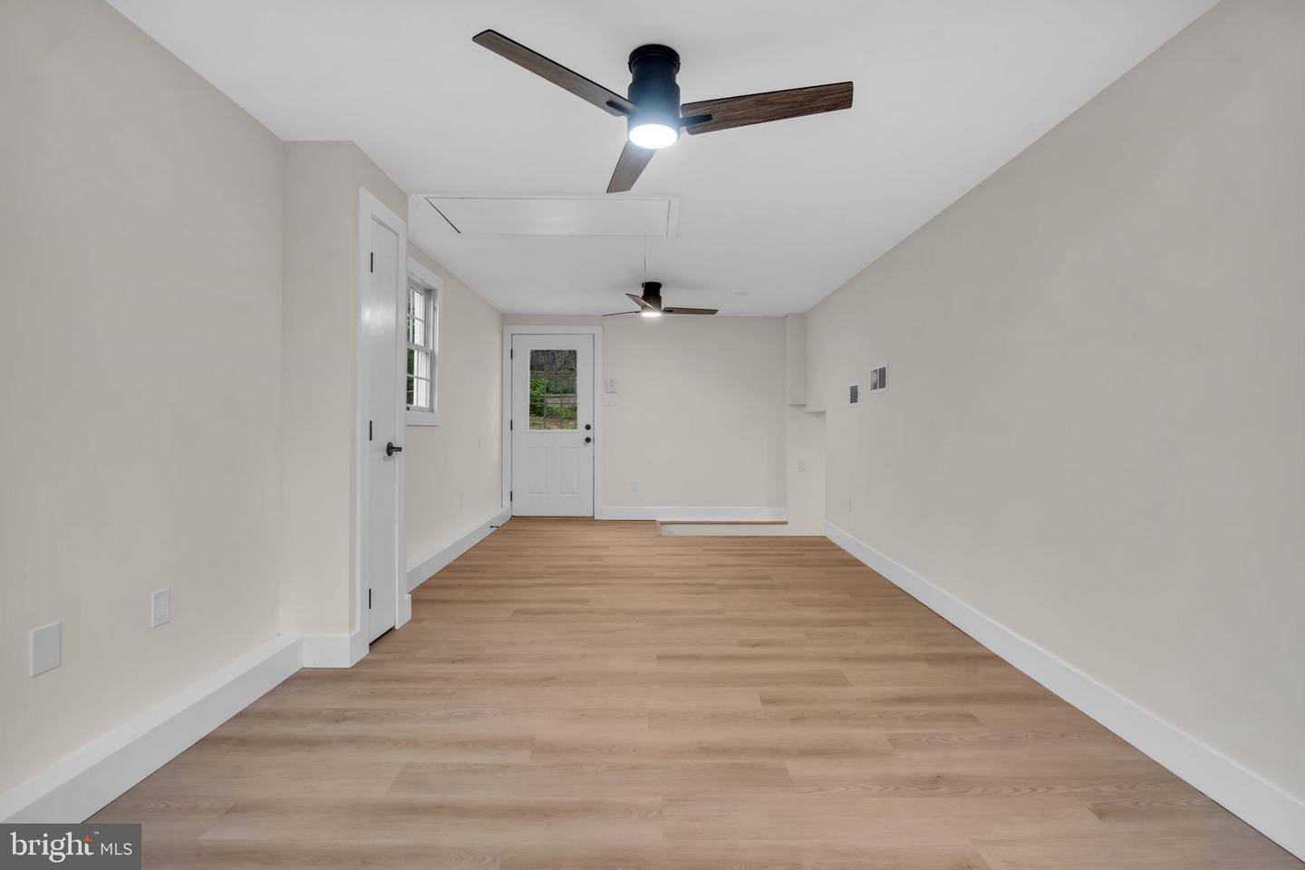 120 Moore St Property Photo 29