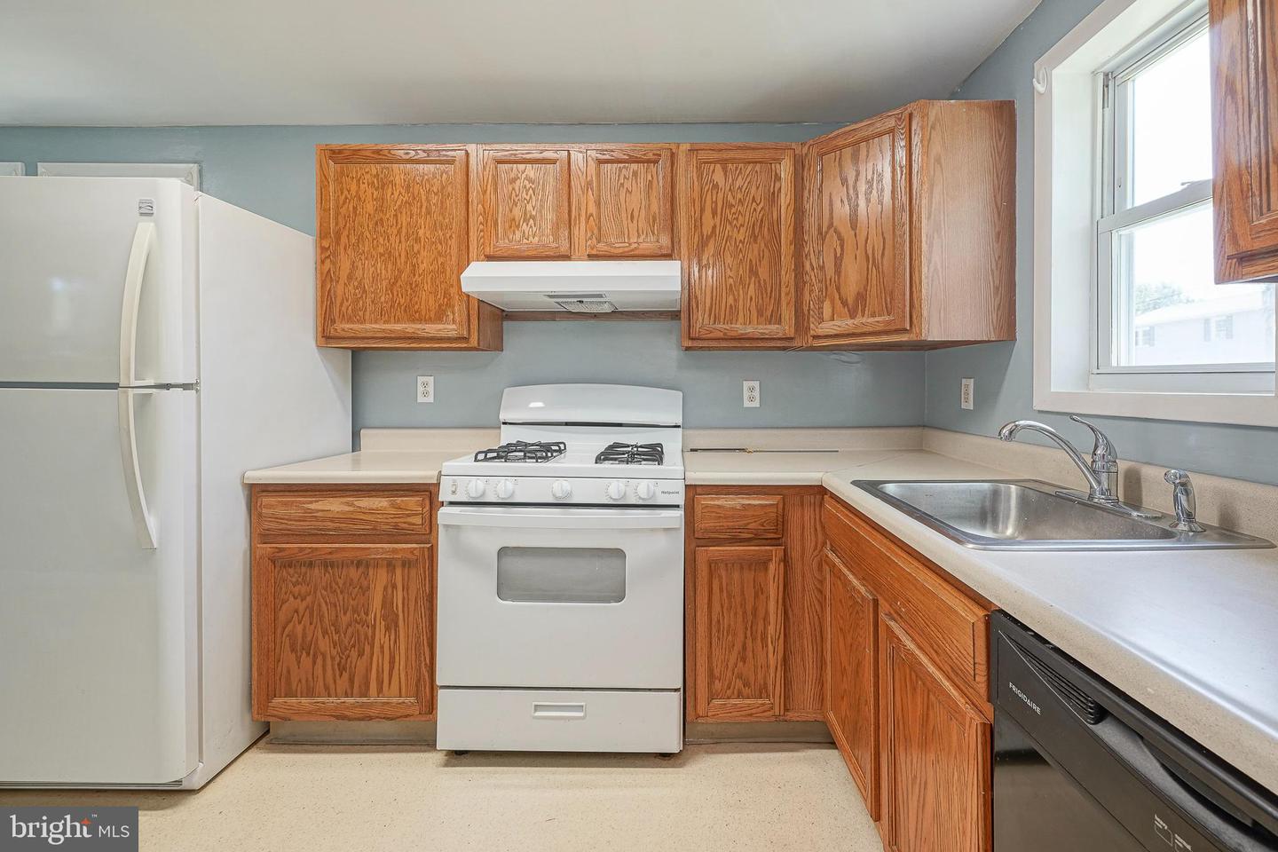 8 S 2nd St Property Photo 10