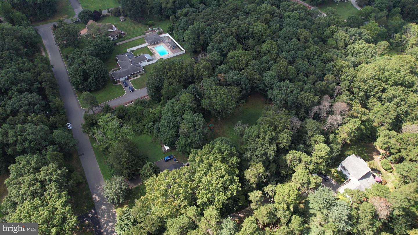 0 Broad Property Photo 9