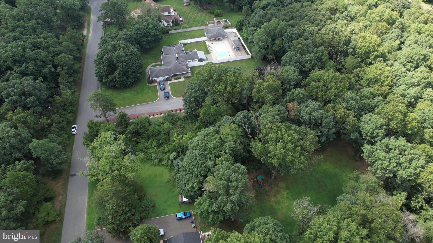 0 Broad Property Photo 20