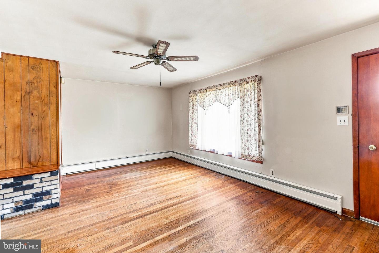 221 Sherwin Rd Property Photo 6