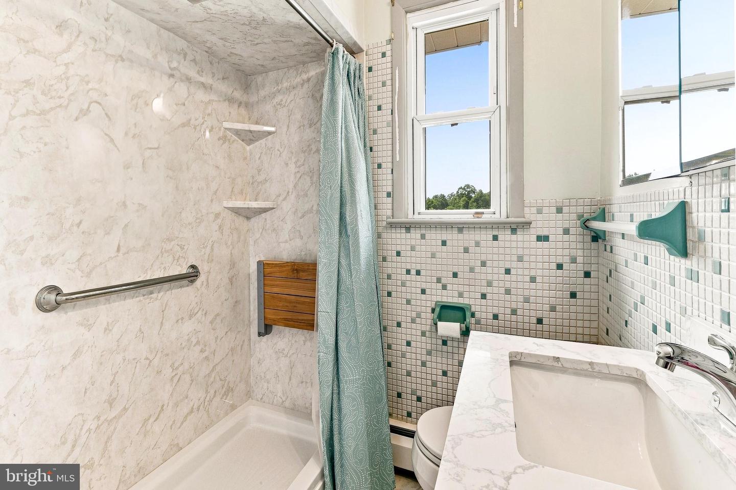 221 Sherwin Rd Property Photo 15