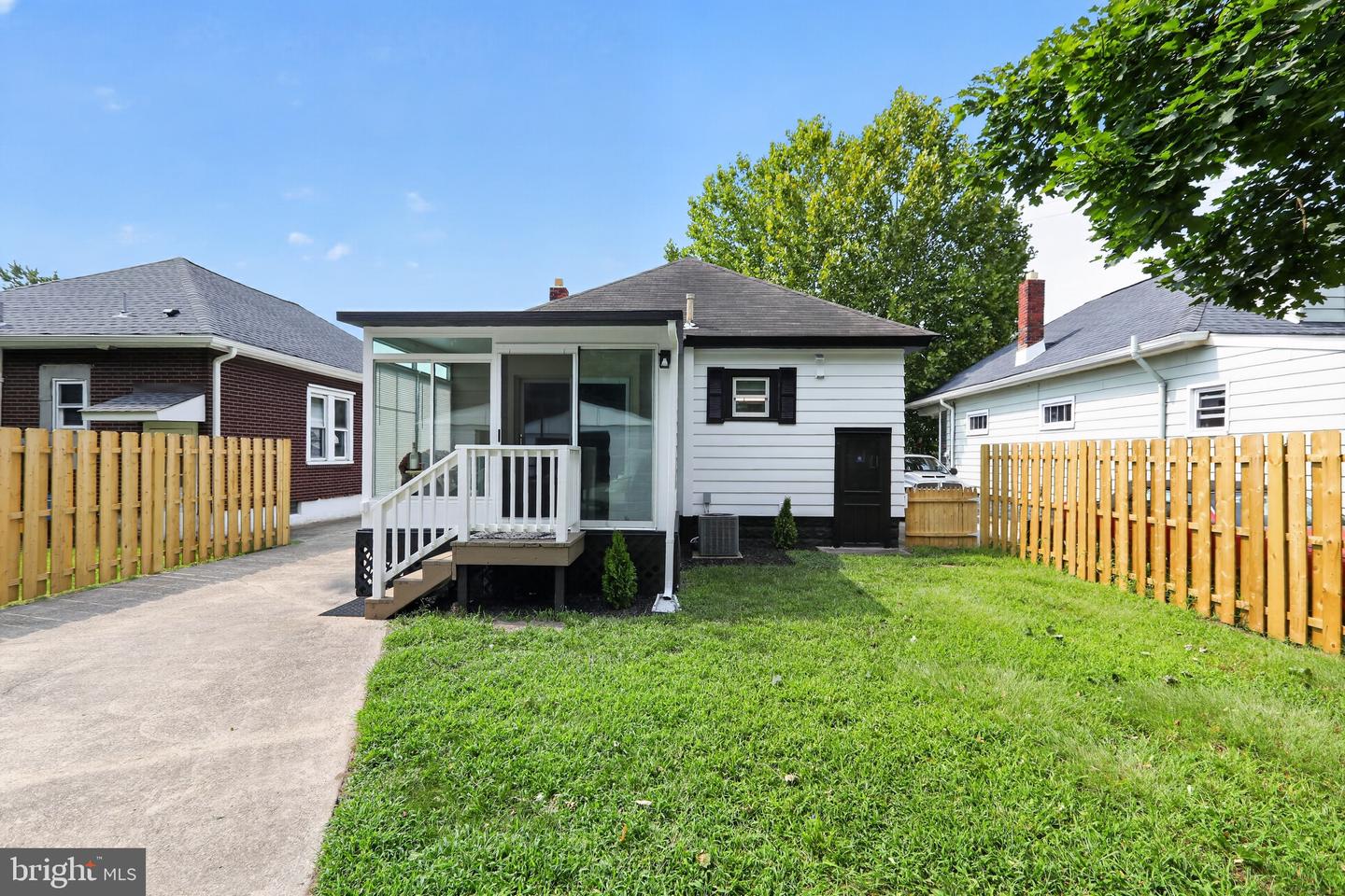 4 Blacks Ter Property Photo 32