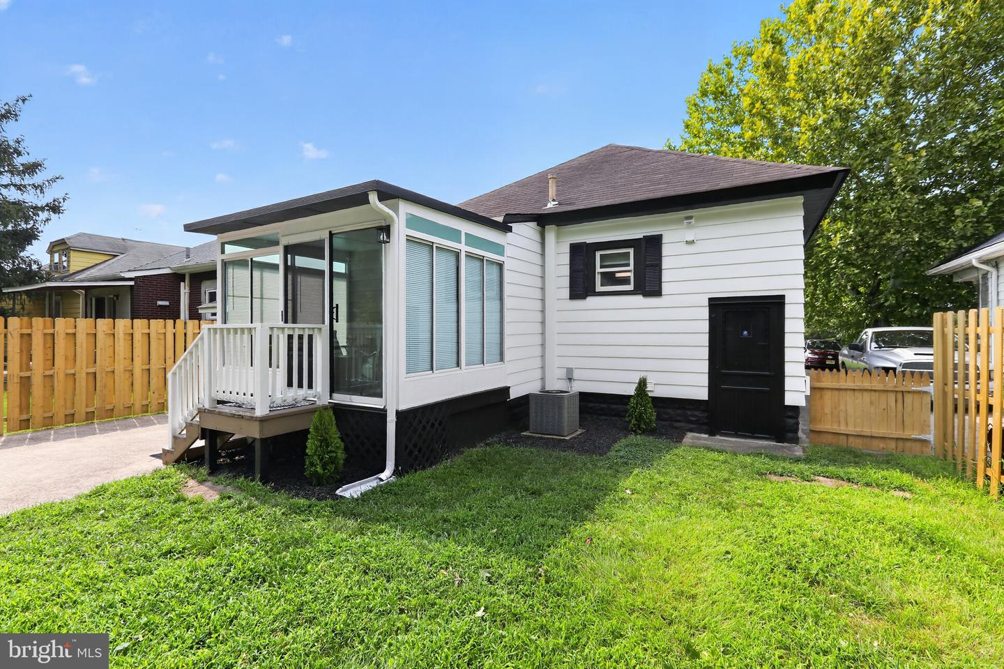 4 Blacks Ter Property Photo 33