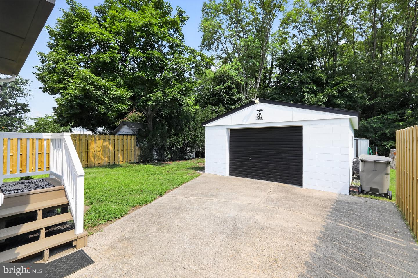 4 Blacks Ter Property Photo 35