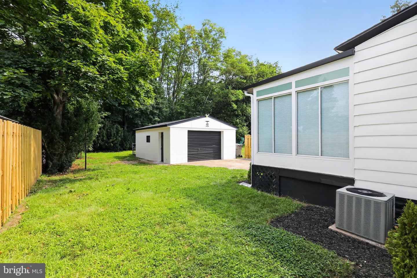 4 Blacks Ter Property Photo 36