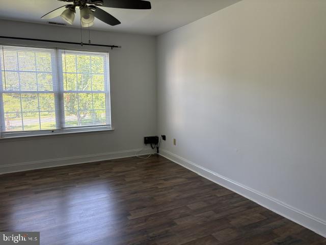 23 Pickwick Pl #bldg K Property Photo 6