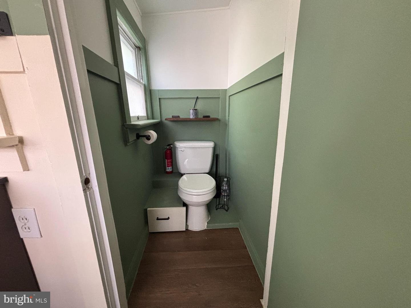 167 West Ave Property Photo 11