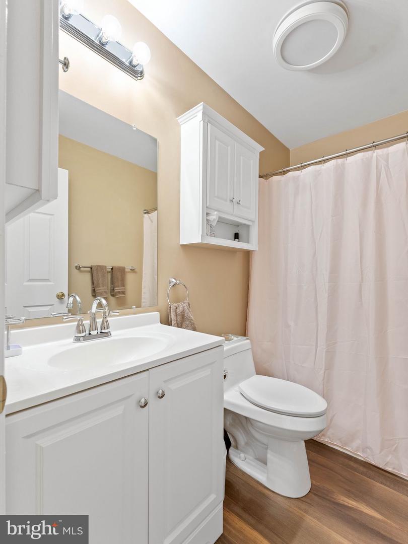 443 Hemlock Ter Property Photo 23