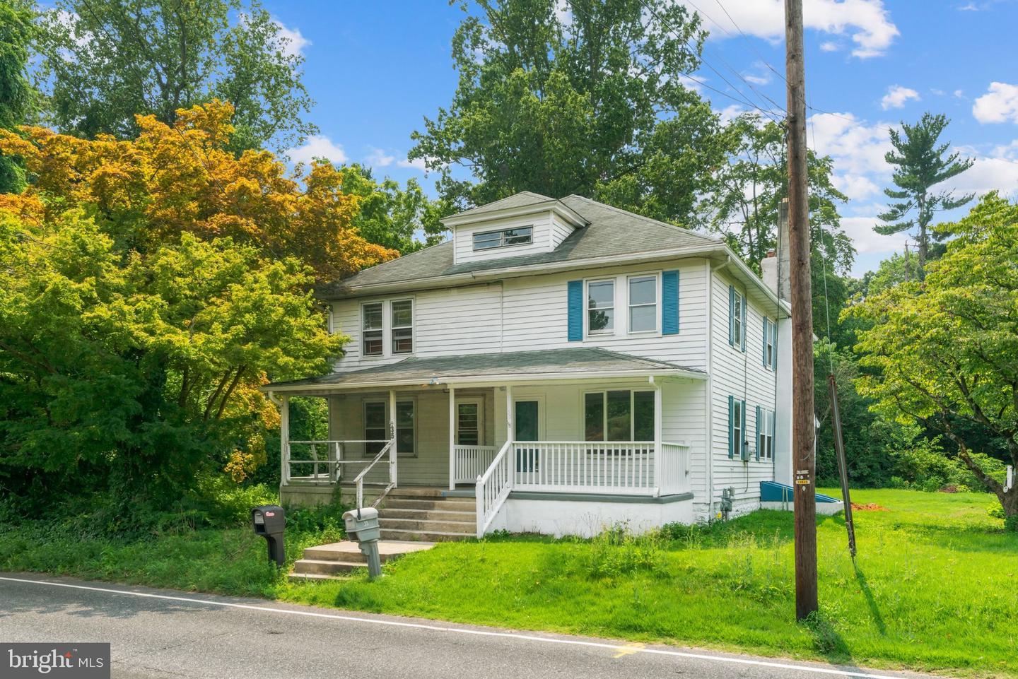 33 Mantua Rd Property Photo 1