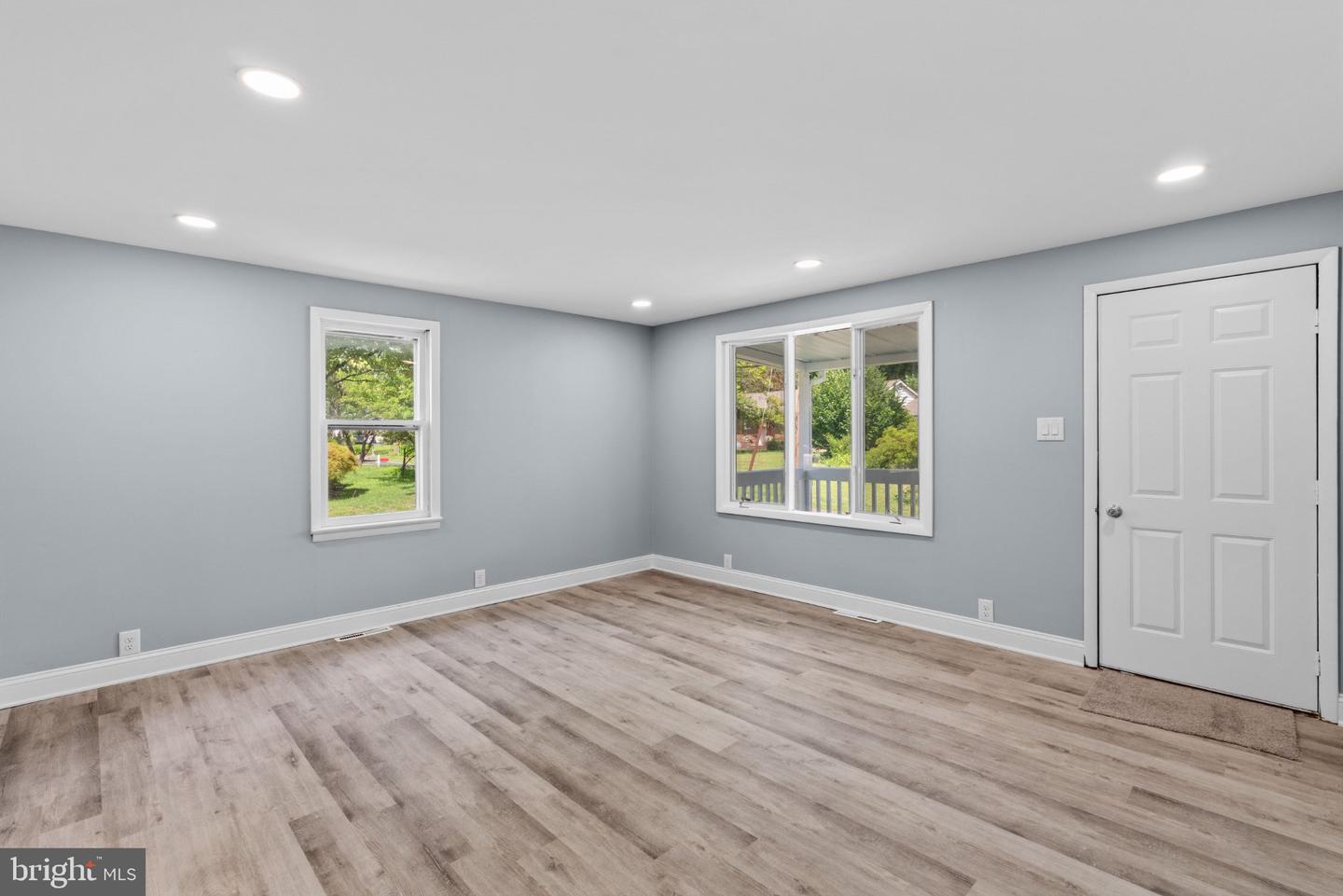 33 Mantua Rd Property Photo 5