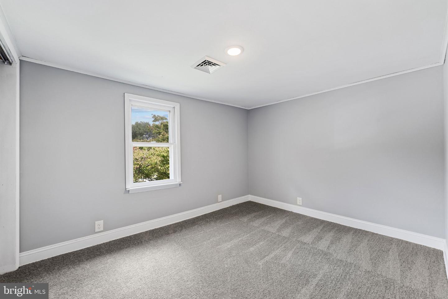 33 Mantua Rd Property Photo 17