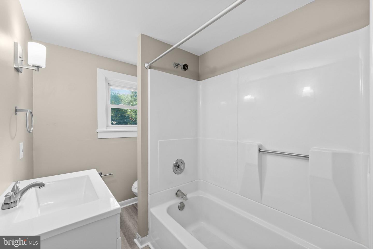 33 Mantua Rd Property Photo 21