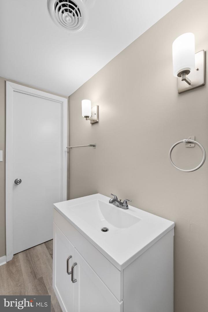 33 Mantua Rd Property Photo 22