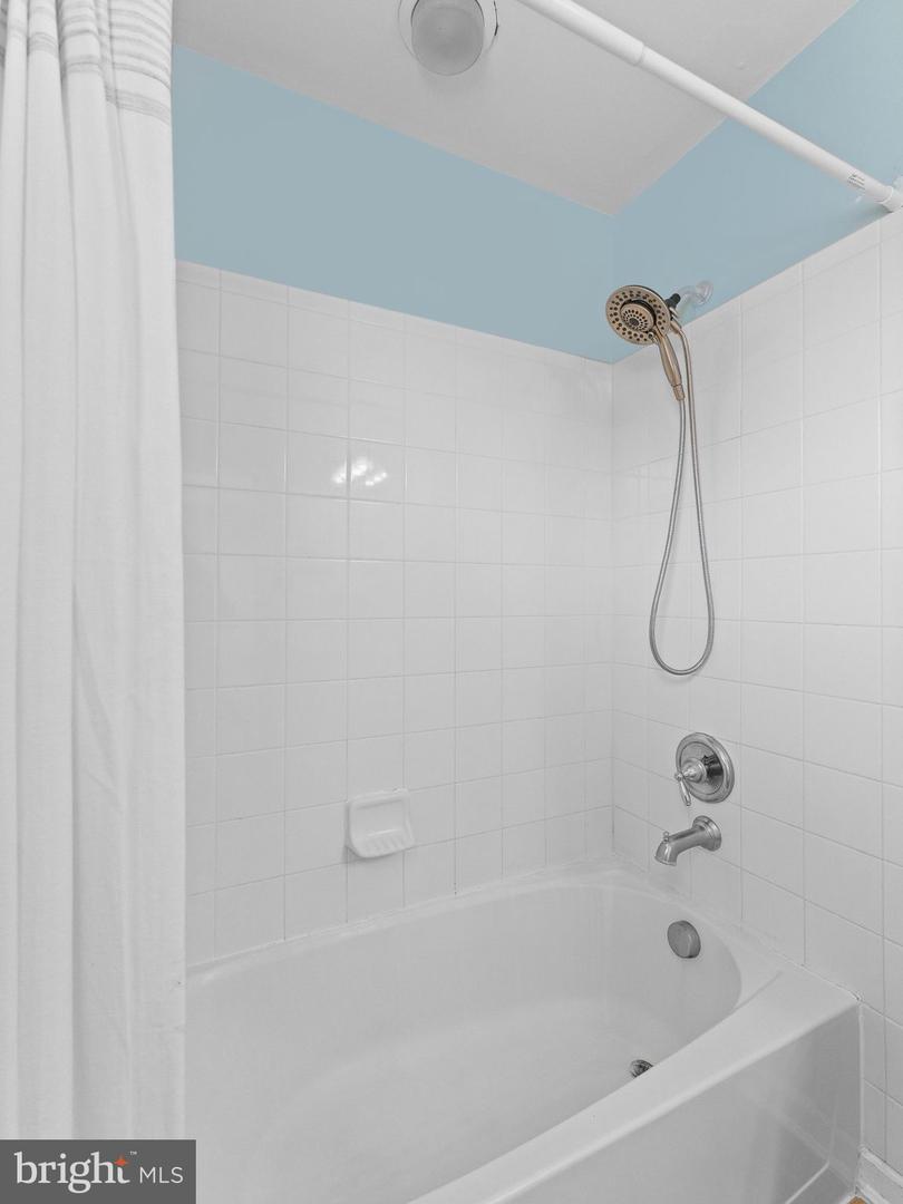 398 Tarpy Property Photo 21