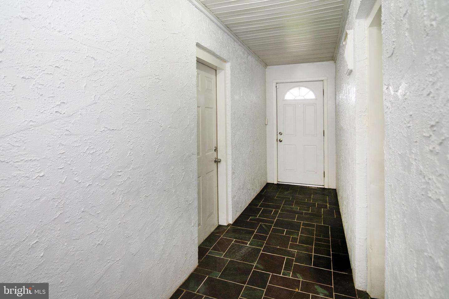 117 Monroe Ave Property Photo 32