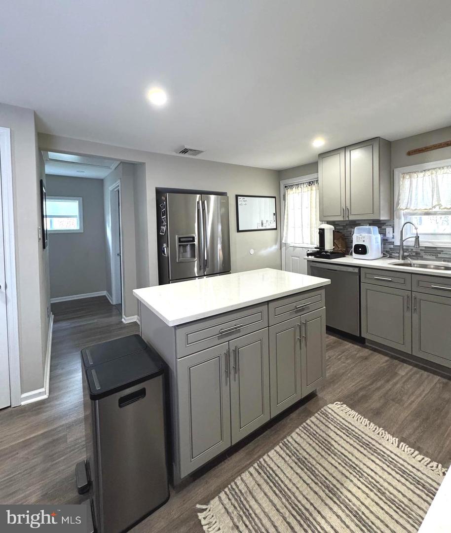 1935 Bellevue Ave Property Photo 5