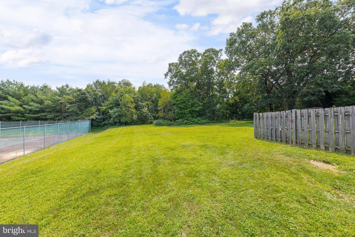 713 Quest Ct Property Photo 4