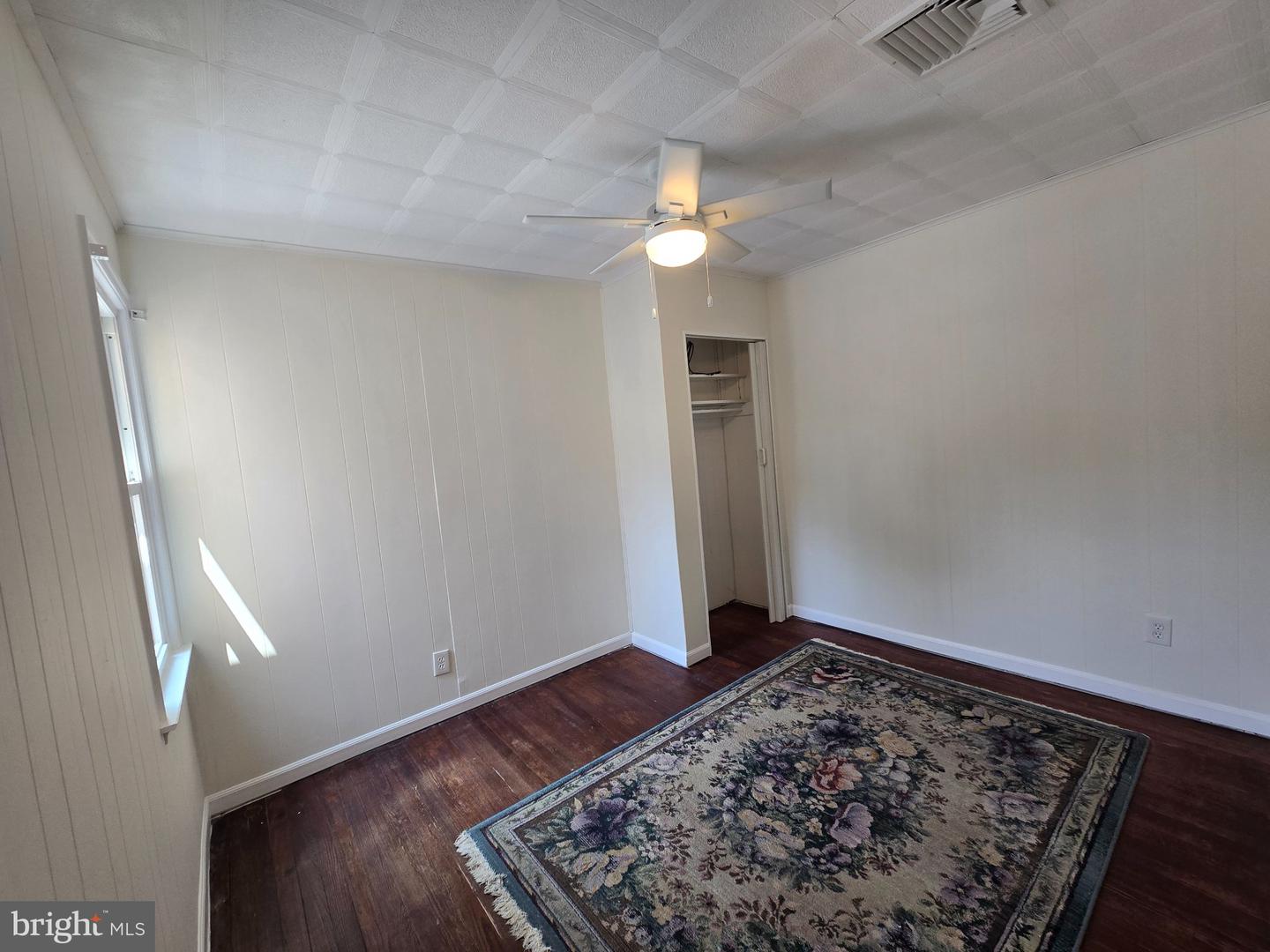 130 S Broadway Property Photo 3