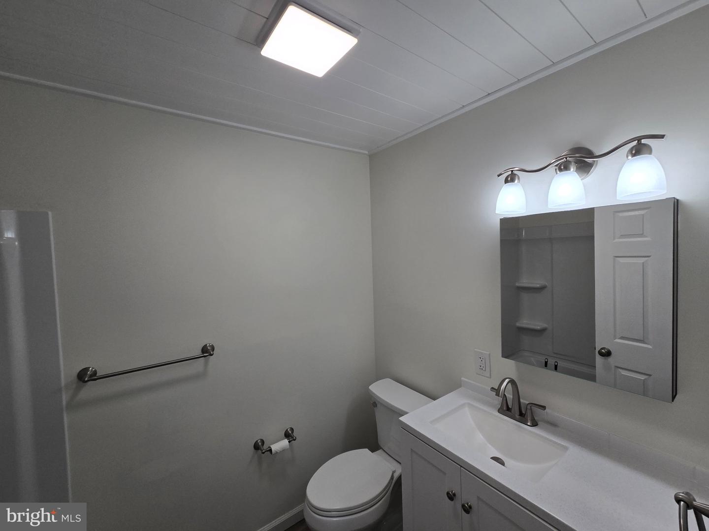 130 S Broadway Property Photo 5