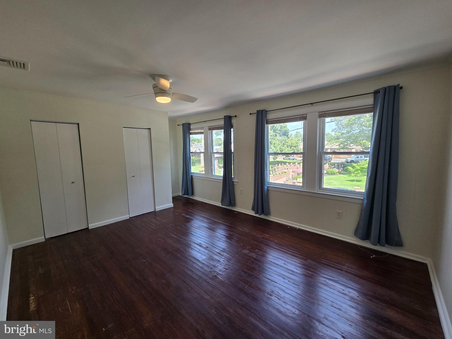 130 S Broadway Property Photo 7